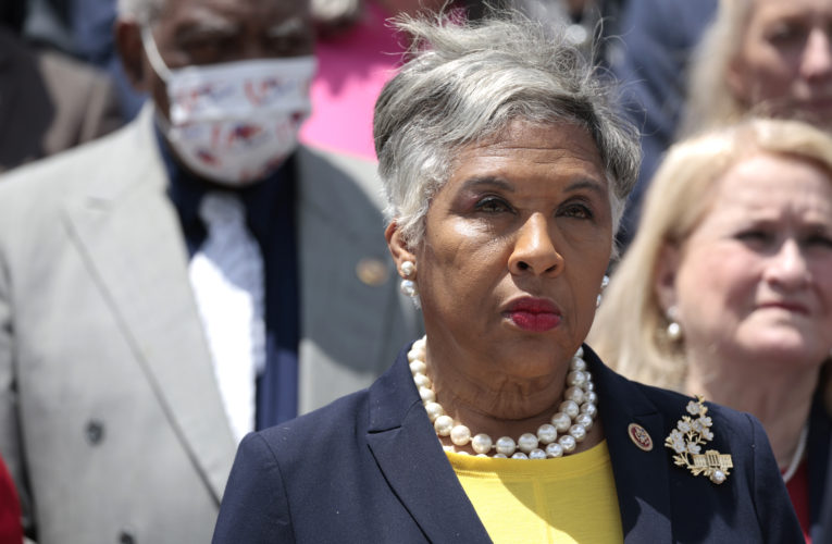 Dem Rep. Beatty blames White supremacy for Dallas Korean hair salon shooting, but suspect is Black