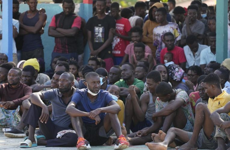 Boat with 842 Haitians headed for US ends up in Cuba