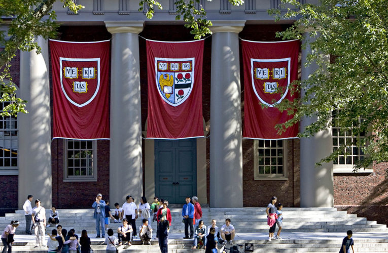 Harvard University student newspaper survey of graduates finds very few lean conservative