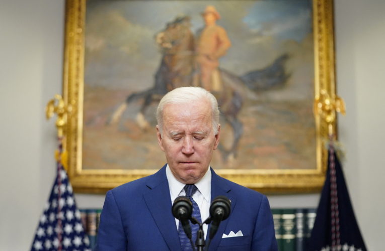 Biden demands gun control following Uvalde, Texas elementary school shooting