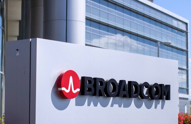 Broadcom in Talks to Acquire VMware, the Cloud Computing Company