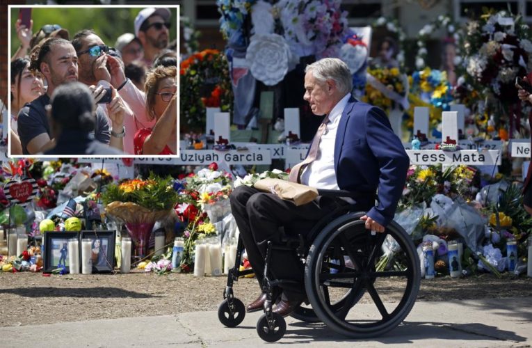 Gov. Abbott heckled at memorial for victims of Texas school shooting