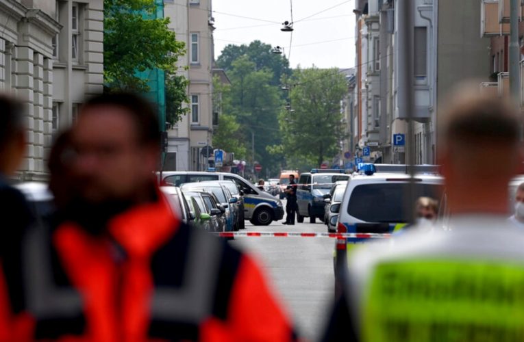 School attack in Germany leaves 1 person wounded, 1 detained