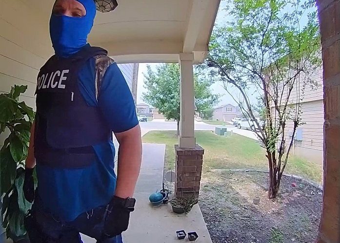 Texas man dressed as police officer to rob home, cops say