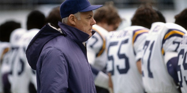 Head Coach Bud Grant of the Minnesota Vikings stands with his team prior to the start of an NFL football game circa 1977. Grant was the head coach of the Vikings from 1967-83 and 1985.