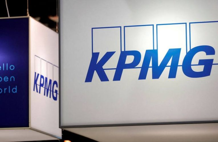 KPMG fined over Rolls-Royce audit