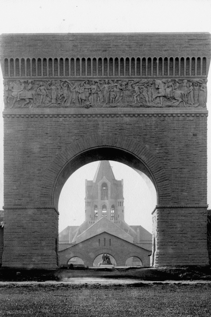 The memorial Arch, the statue of the Stanford family, and the Memorial Church were all funded by Jane Stanford to commemorate her kin, and stood until the quake of 1906.