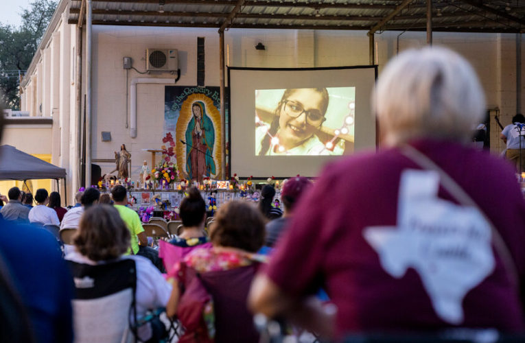 A Church, a Gathering Place for Generations, Becomes a Hub for Uvalde’s Grief