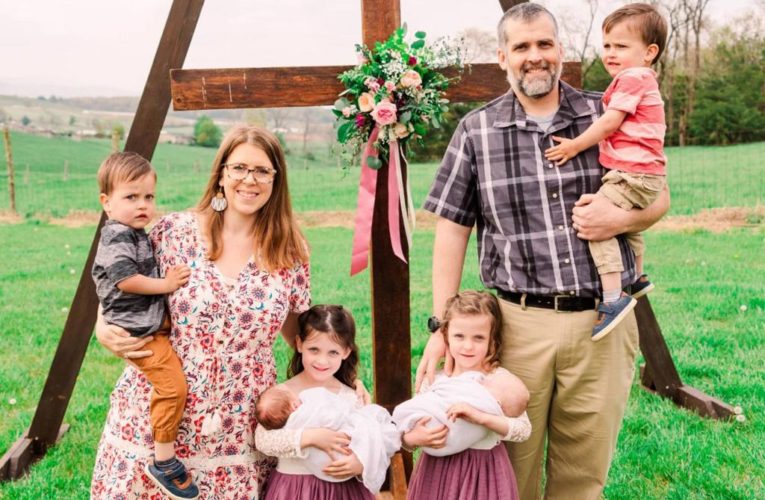 Couple has three sets of twins after fertility issues