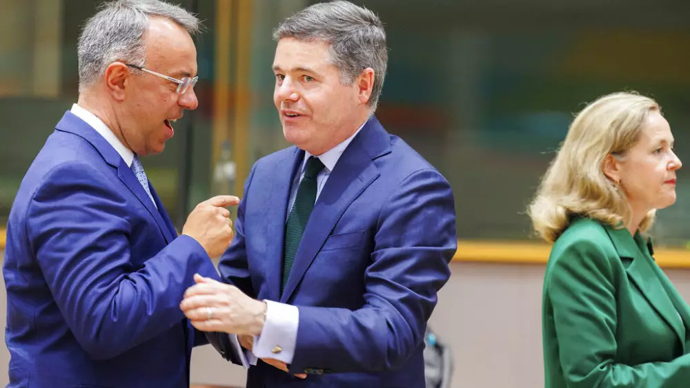 Eurozone finance ministers discuss soaring inflation and energy prices