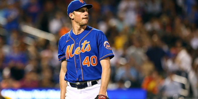 Chris Bassitt #40 of the New York Mets in action against the Milwaukee Brewers during a game at Citi Field on June 14, 2022 in New York City. The Mets defeated the Brewers 4-0. 