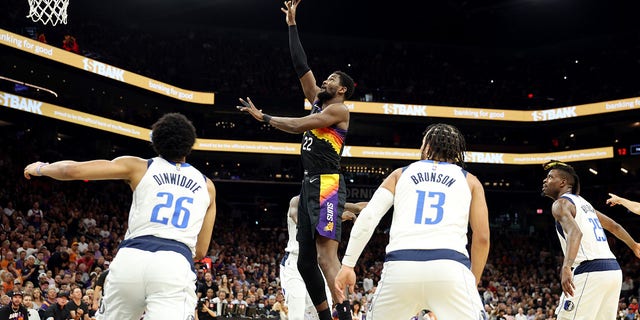 Deandre Ayton of the Phoenix Suns shoots the ball during the first half against the Dallas Mavericks in Game 7 of the 2022 NBA Playoffs Western Conference Semifinals at Footprint Center on May 15, 2022, in Phoenix. 