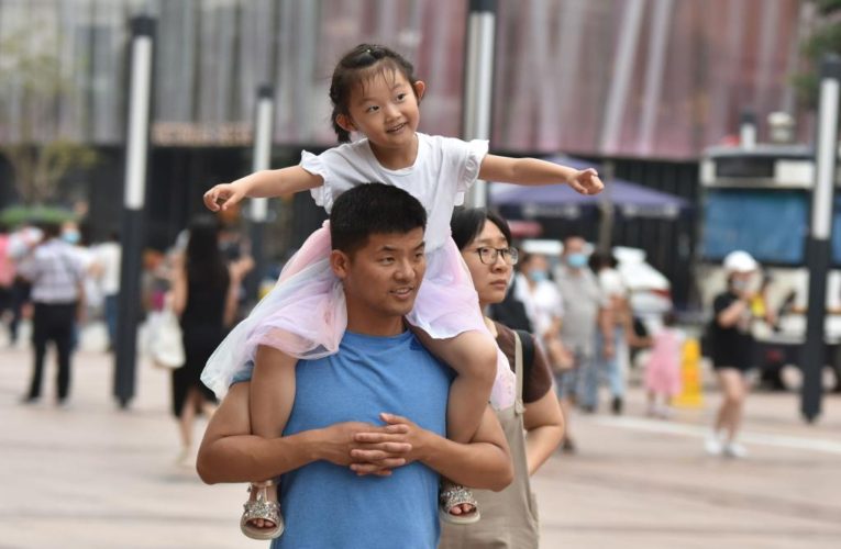 China’s population expected to start to shrink before 2025