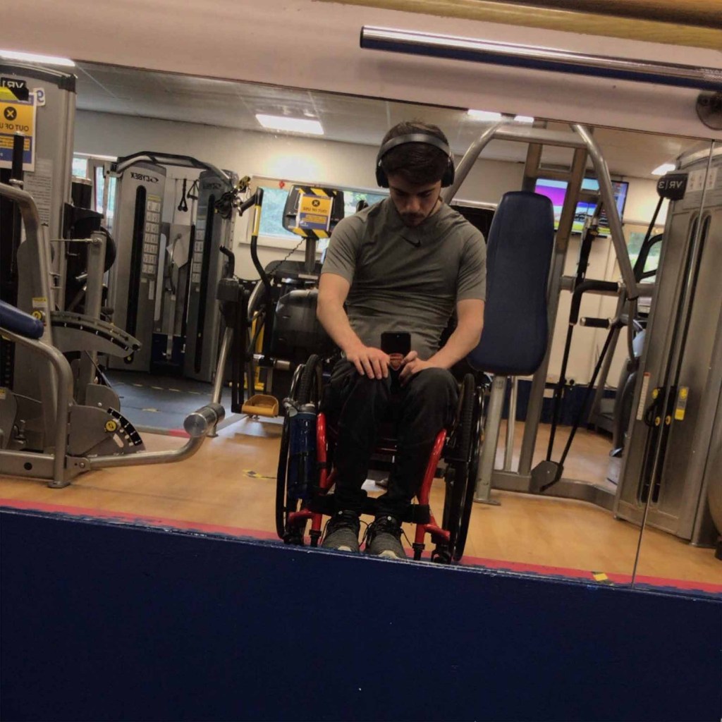 Despite making a major stride, Gurvitz claims that "nothing has really changed since I've been able to wiggle my toes." He now uses a wheelchair to get around.