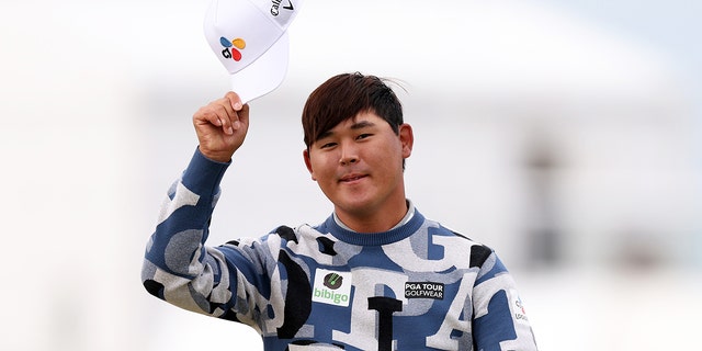 Si Woo Kim of South Korea reacts after a chip on the 17th hole during Day One of The 150th Open at St Andrews Old Course on July 14, 2022, in St Andrews, Scotland.