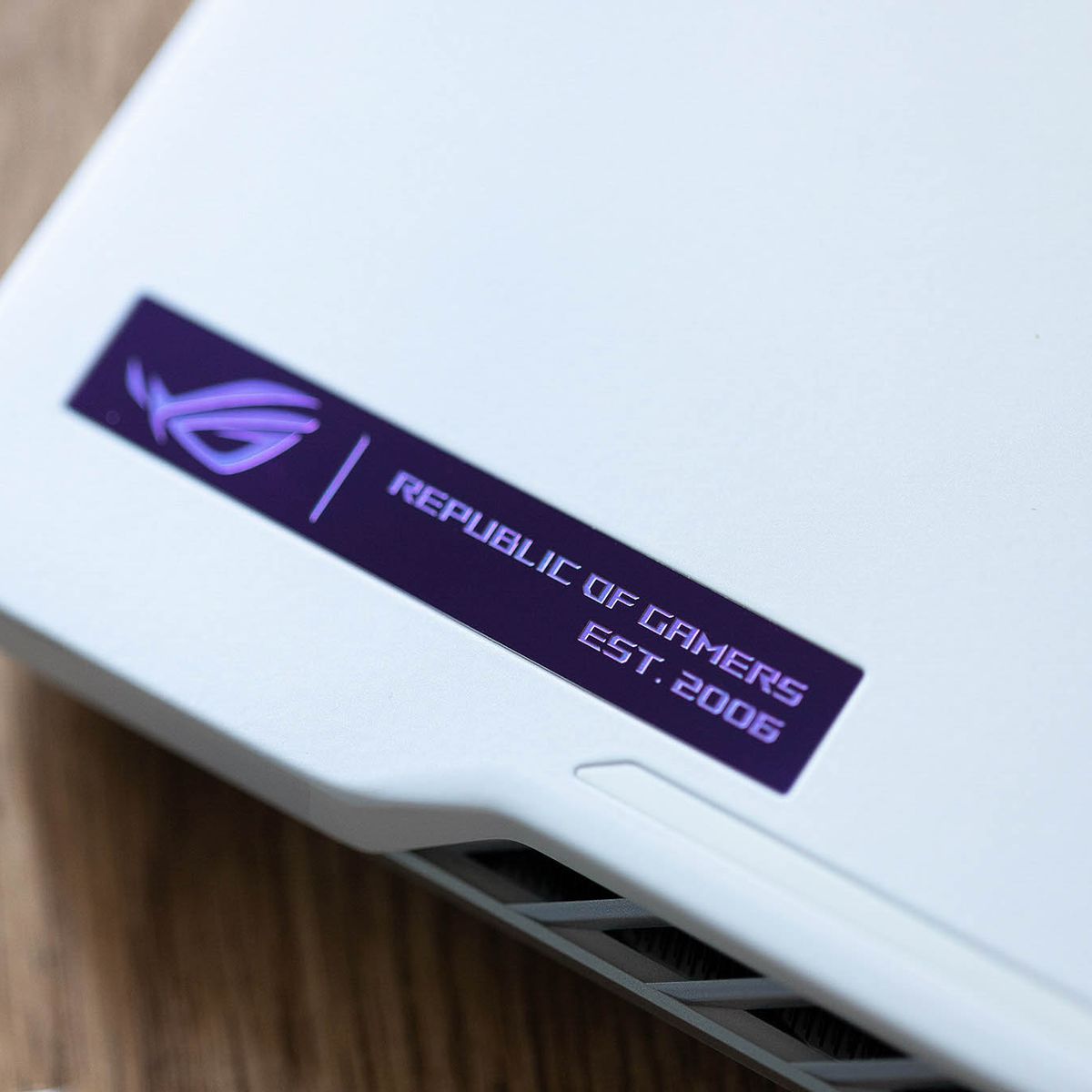 The Republic of Gamers nameplate on the lid of the Asus ROG Zephyrus G14.