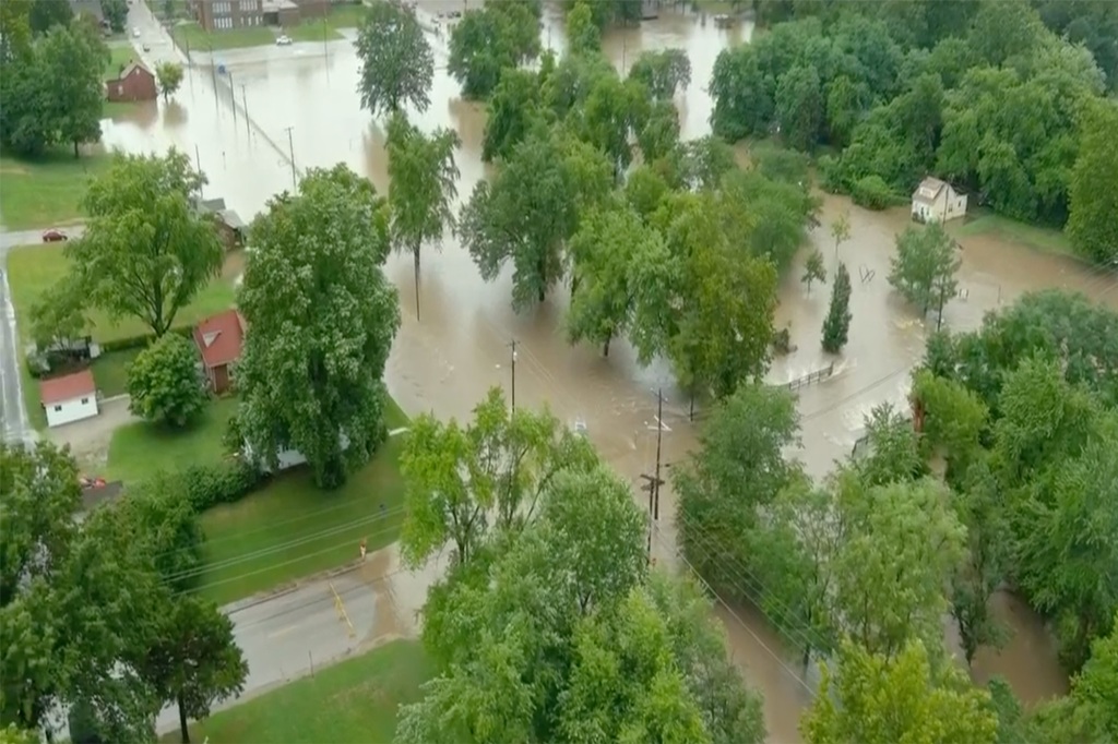 Aerial shot of heavy flooding in St. Louis area