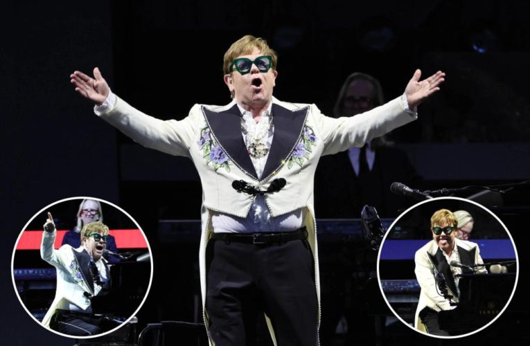 Elton John says ‘Farewell’ in first of final NYC-area concerts