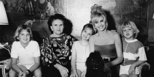 Ivana Trump with her mother and her childre, Ivanka, Eric and Donald.