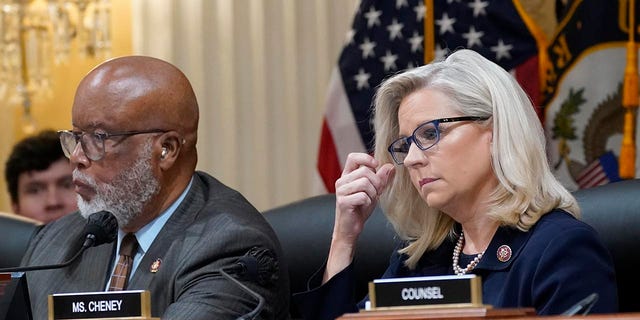 Chairman Bennie Thompson, D-Miss., and Vice Chair Liz Cheney, R-Wyo., during a hearing of the Jan. 6 committee