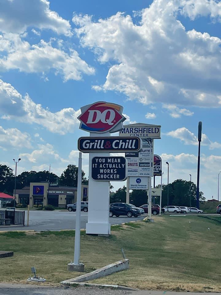 A DQ sign