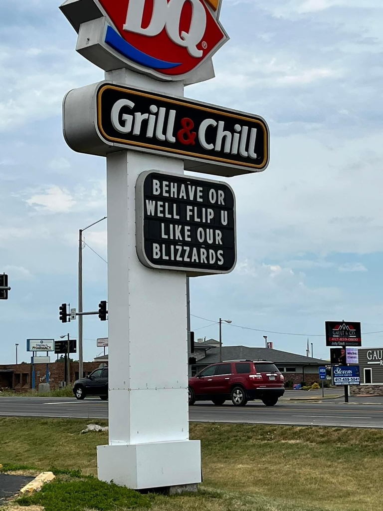 A DQ sign