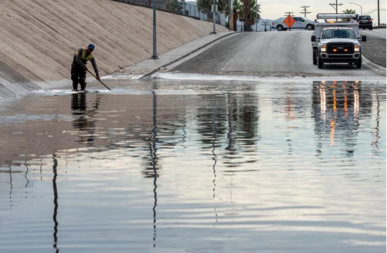 Las Vegas hit with more rain overnight as city recovers from flood