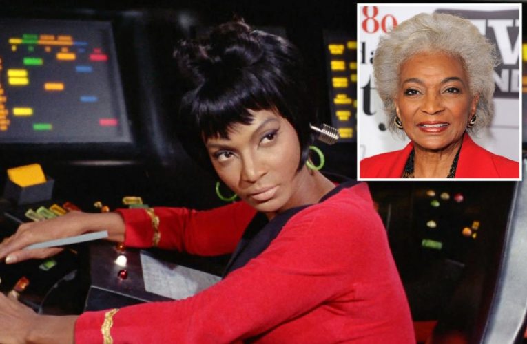 Star Trek actress Nichelle Nichols dead at 89