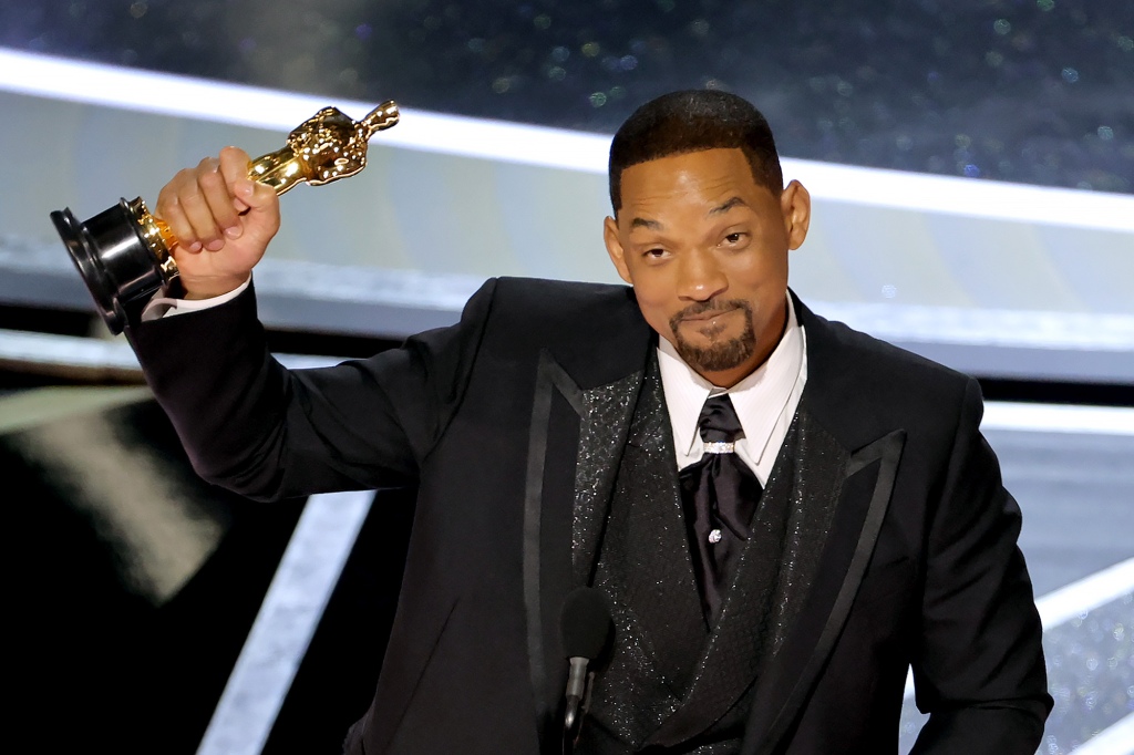 Will Smith accepts the Actor in a Leading Role award for ‘King Richard’ onstage during the 94th Annual Academy Awards at Dolby Theatre on March 27, 2022 in Hollywood, California. 