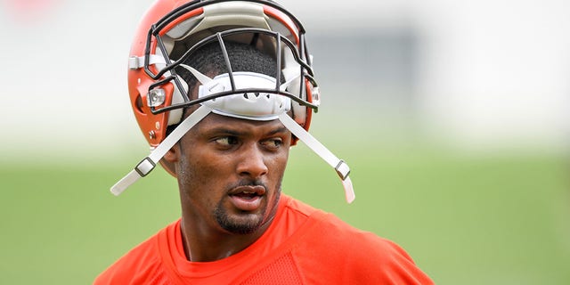 Deshaun Watson #4 of the Cleveland Browns looks on during the Cleveland Browns offseason workout at CrossCountry Mortgage Campus on June 1, 2022 in Berea, Ohio. 