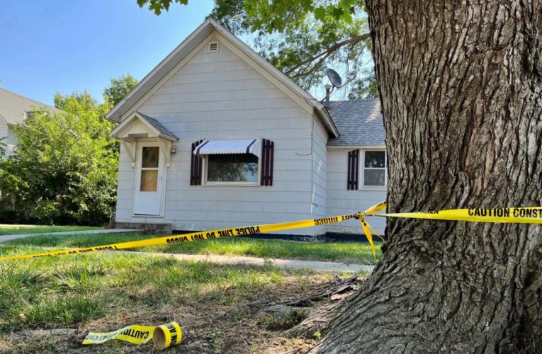 Oklahoma father kills his three children before turning gun on himself