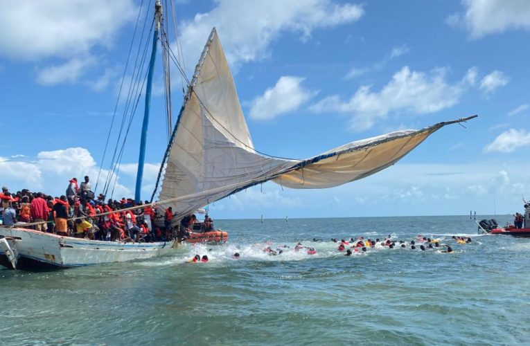 113 Haitian migrants in custody after sailboat runs aground off Florida Keys