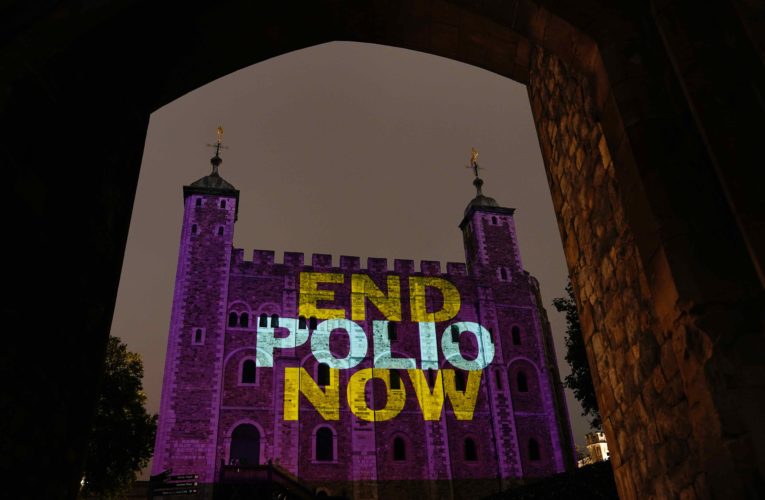 Polio vaccine campaign underway in London as the virus spreads in the city