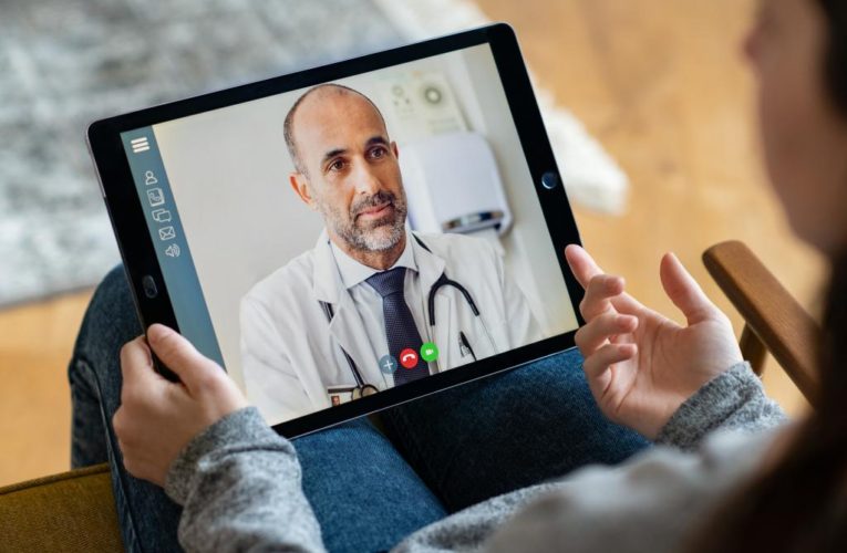 Most patients want doctors who are tech-savvy and friendly: poll