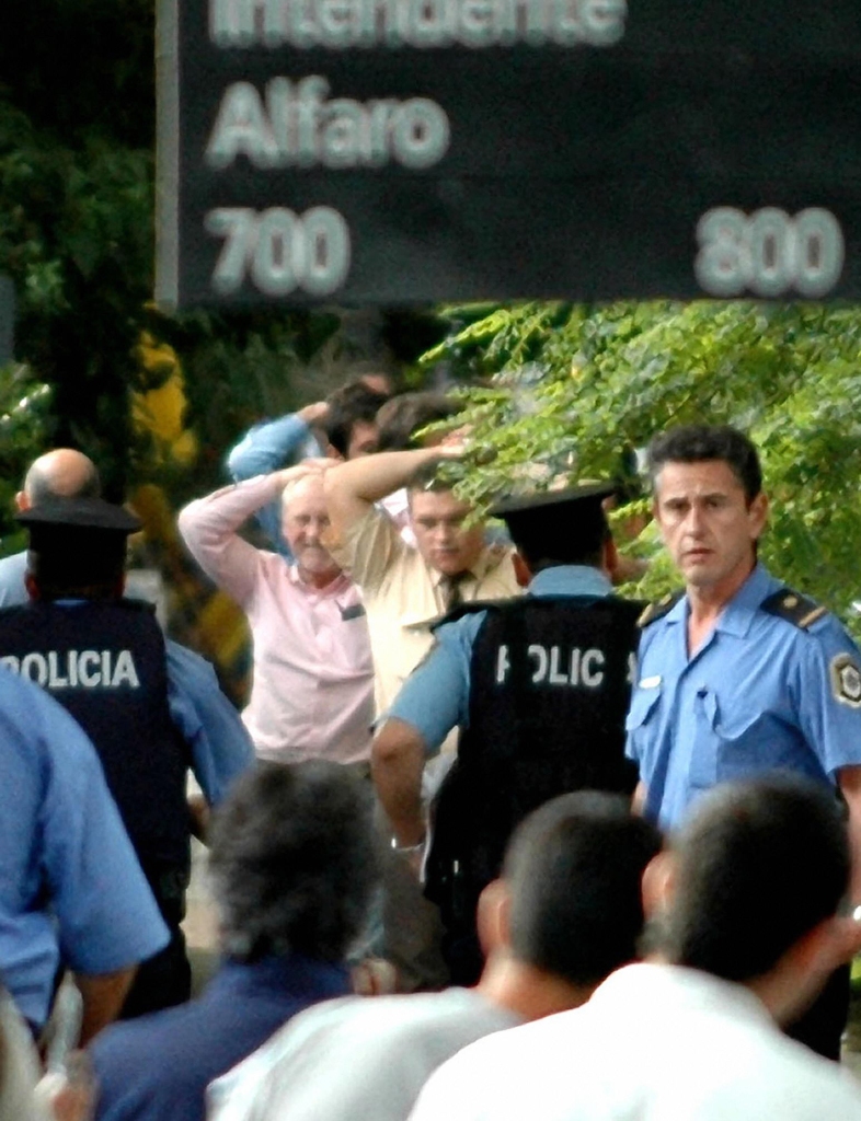 It was a high tension situation in Argentina when a bank was robbed and hostages were taken in 2006.