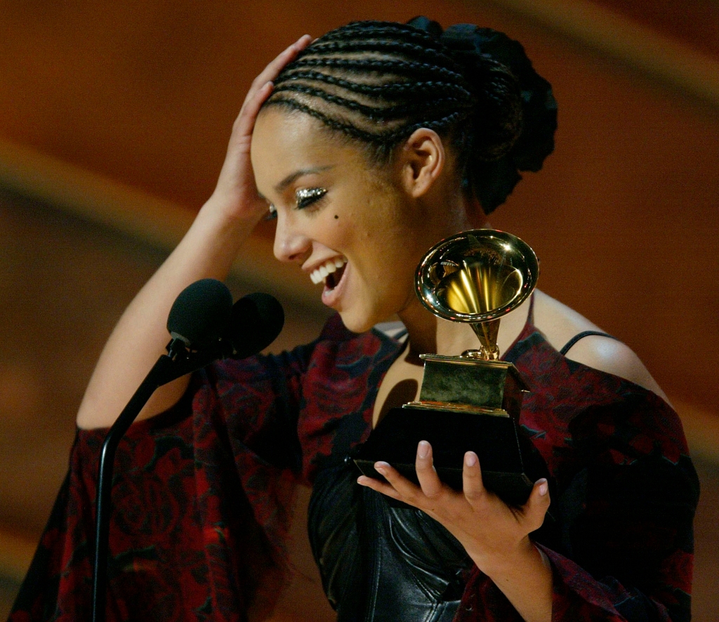 Alicia Keys at the 2002 Grammys