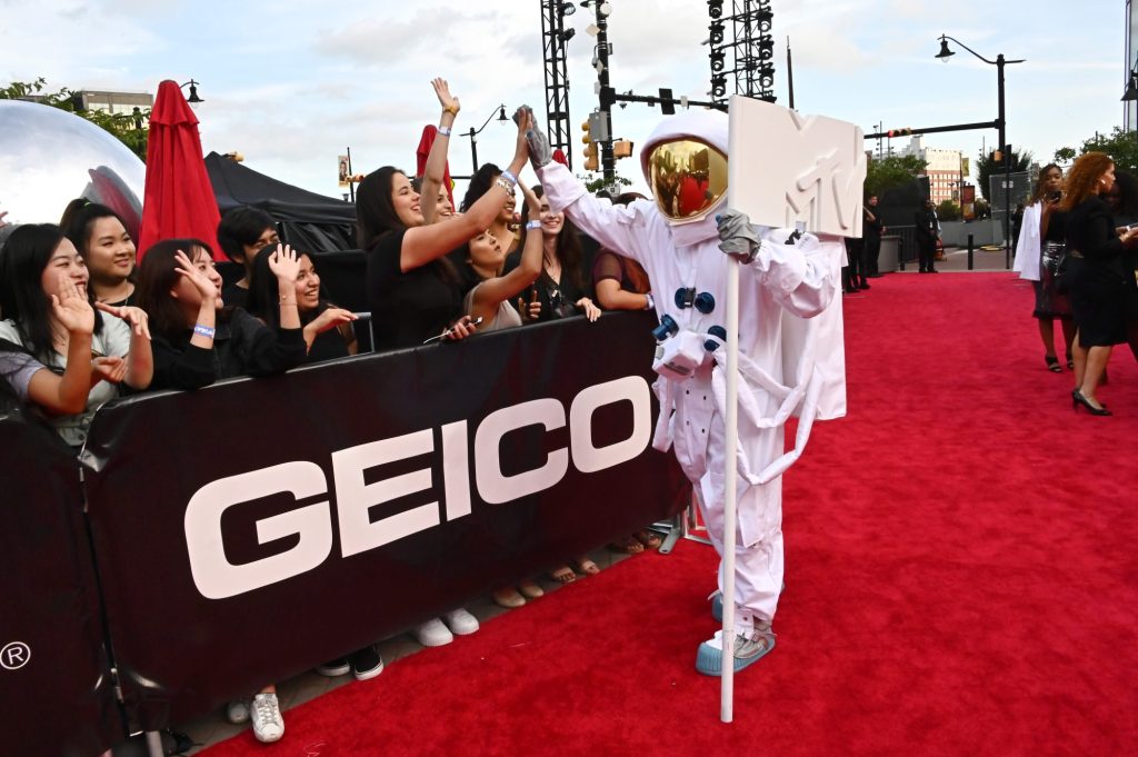 MTV's Moon Person attends the 2019 MTV Video Music Award.