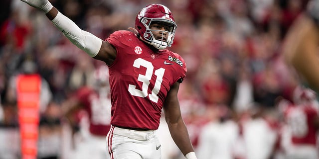 Alabama Crimson Tide linebacker Will Anderson Jr. celebrates during the national title game against the Georgia Bulldogs at Lucas Oil Stadium in Indianapolis, Indiana, on Jan. 10, 2022.