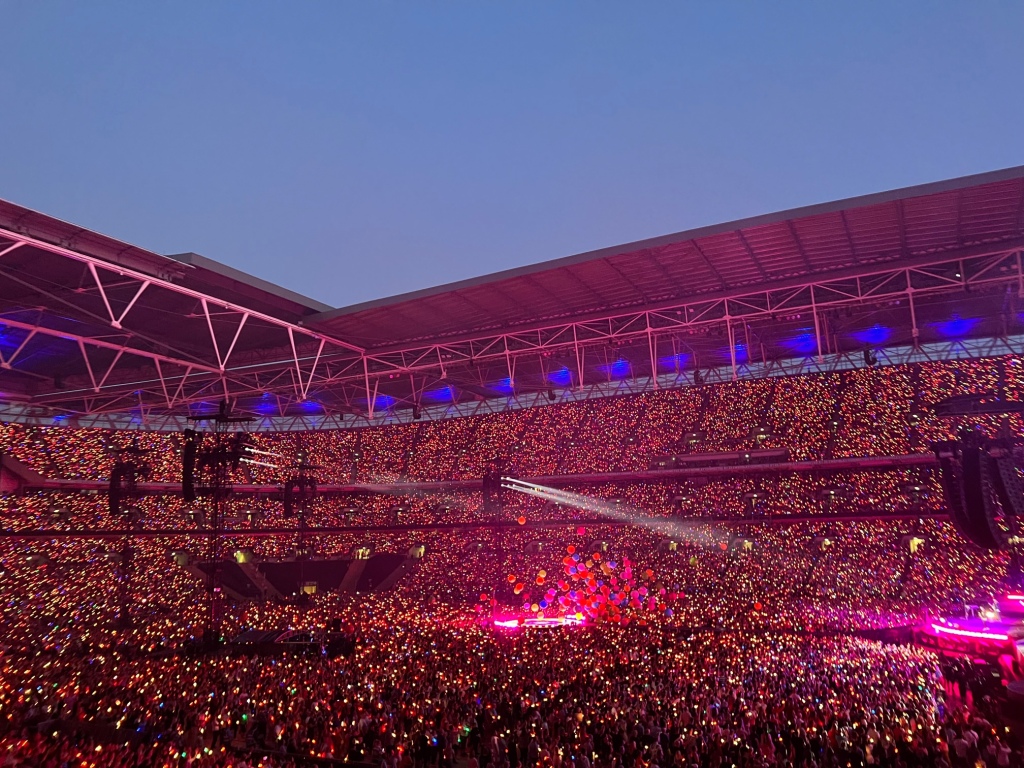 Each concertgoer was given an LED bracelet that changed colors throughout the show.