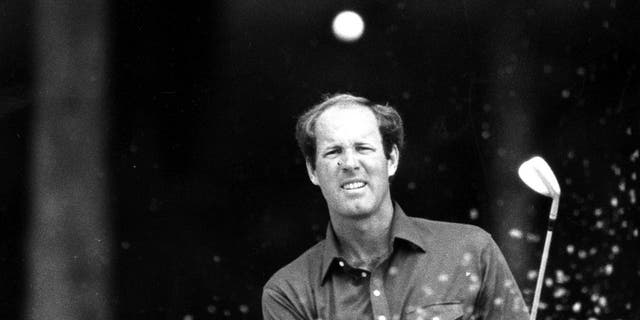 Tom Weiskopf wedges from the first green during the Memorial Tournament at Muirfield Village Golf Club in Dublin, Ohio, on May 24, 1980.