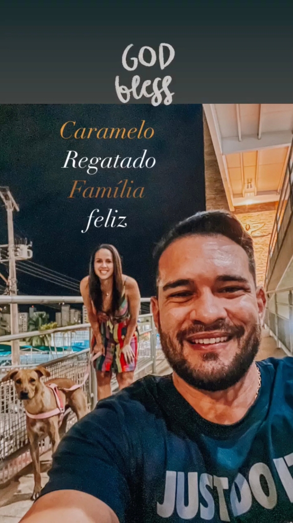 After the wedding, the couple named the dog Caramelo de Jesus and brought him into their home.