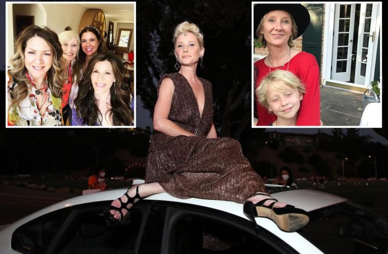 Stars pay tribute to Anne Heche