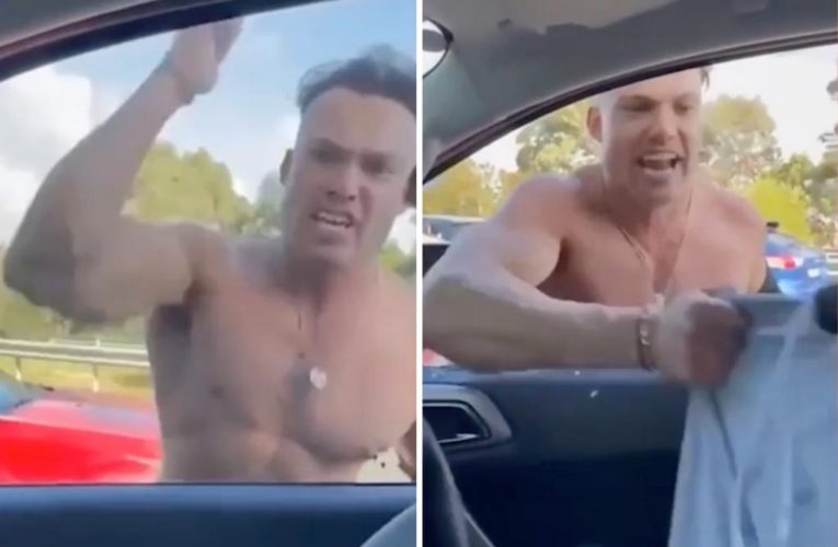 Crazed Australian hits car with boomerangs, destroys window