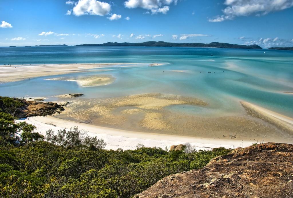 The newspaper is published for locals in the Mackay and Whitsundays region. The tropical tourist area is located adjacent on the shores of the Great Barrier Reef.