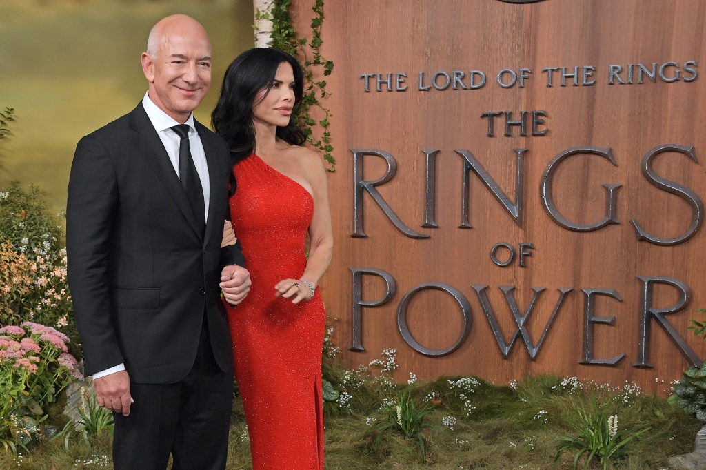 Amazon Founder and Executive Chair Jeff Bezos and Lauren Sanchez attend the World Premiere of "The Lord Of The Rings: The Rings Of Power" at Odeon Luxe Leicester Square on August 30, 2022 in London, England.