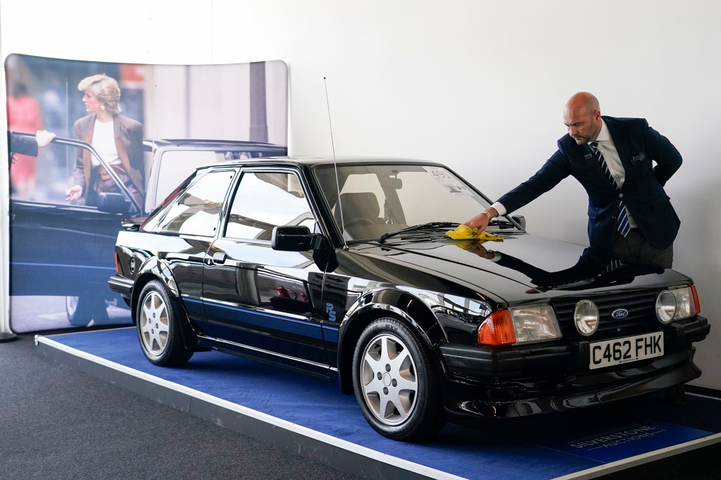 The car was personally made for the princess by Ford to be more discrete.