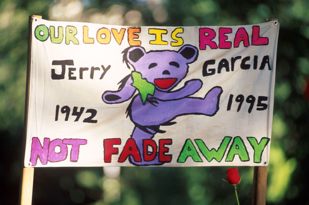 A memorial banner for Jerry Garcia is on display in Central Park August 19, 1995 in New York City. 