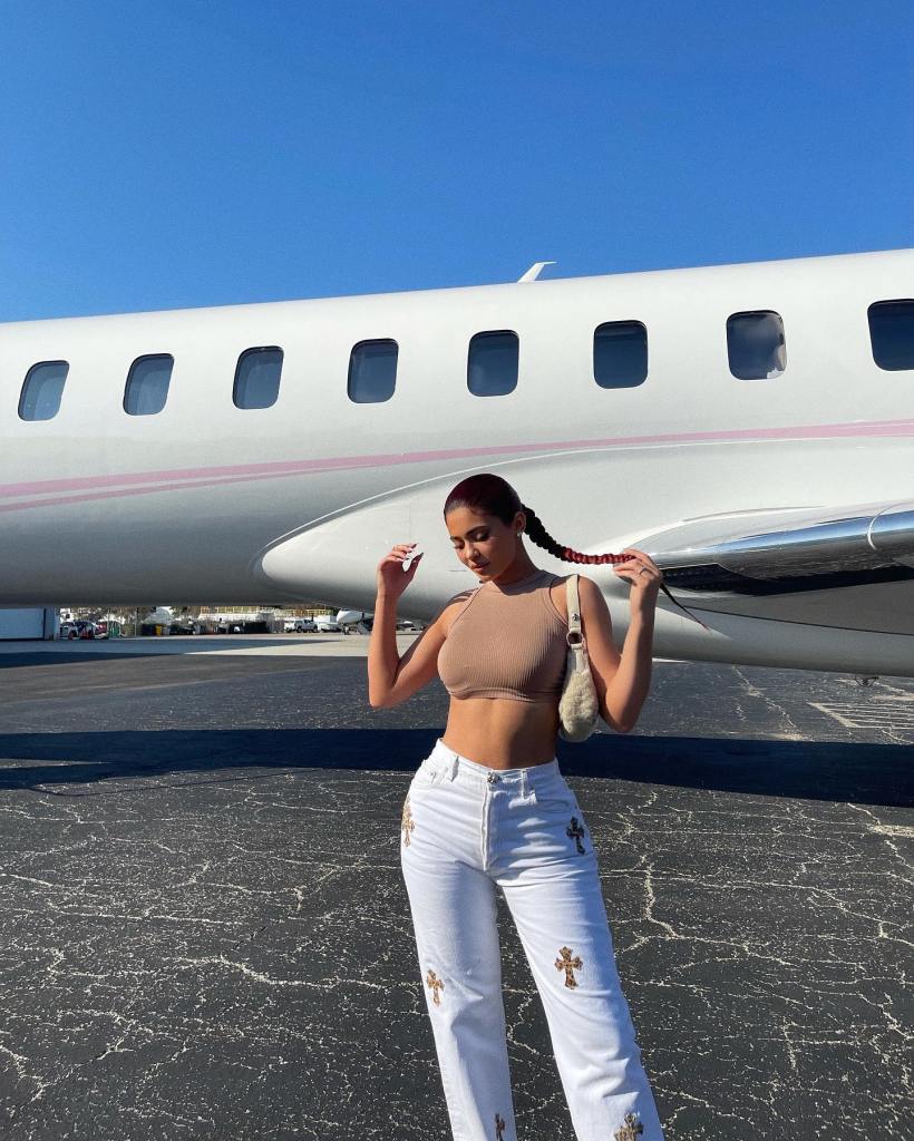 Sweeney tracked Kylie Jenner taking a 17-minute flight on his @CelebJets account.