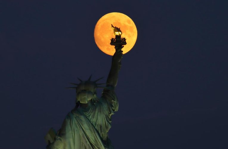 Last supermoon of 2022 rises Thursday