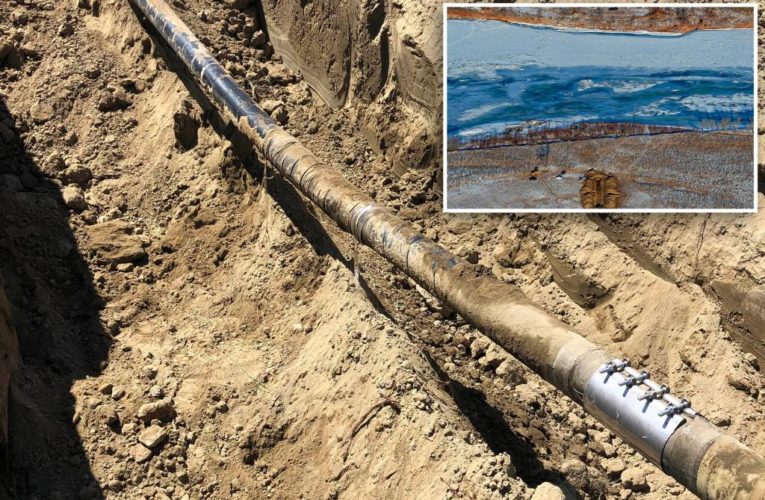 Wyoming pipeline break spills 45,000 gallons of diesel